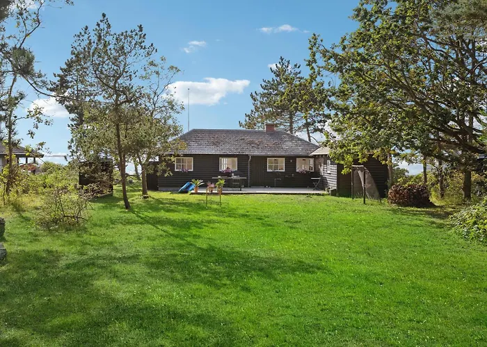 Holiday home Awesome In With Wifi